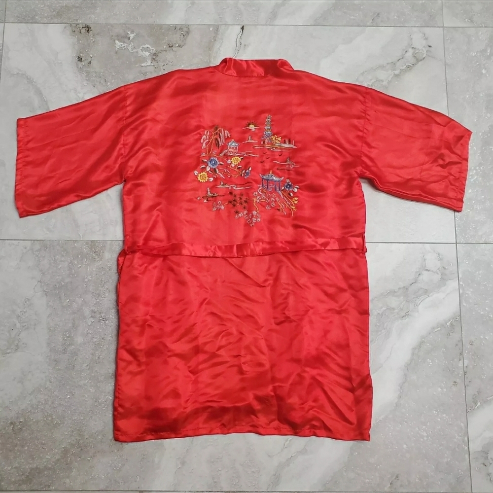 Vintage Ancient Dragon Yandu Embroidery Factory Red Silk Kimono Robe XL